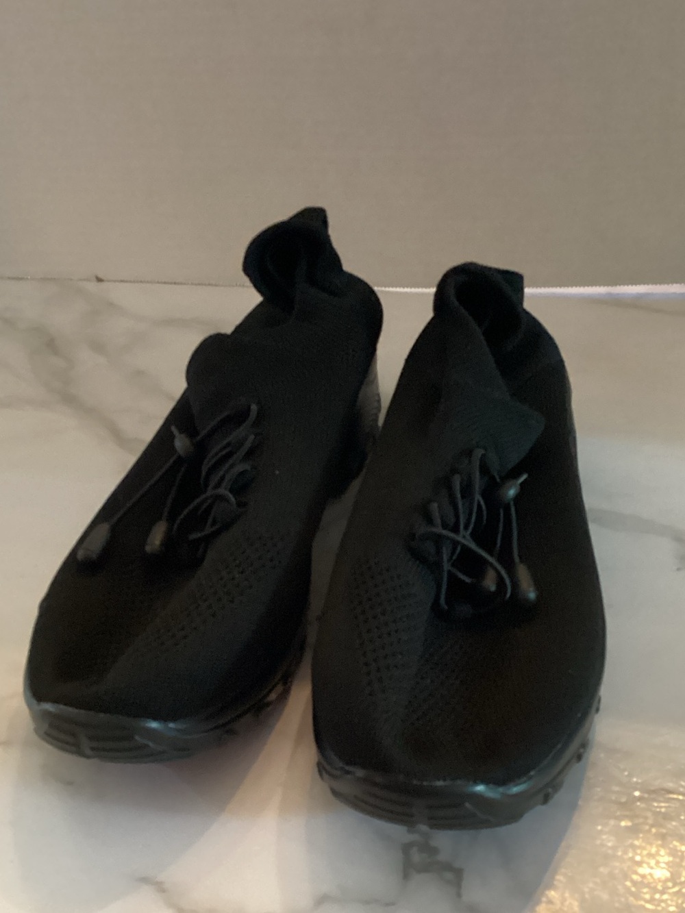 Men's Black Knit Slip-On Athletic Sneakers